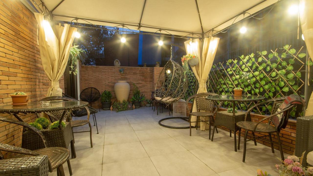 Hotel Terrace Тбілісі Екстер'єр фото